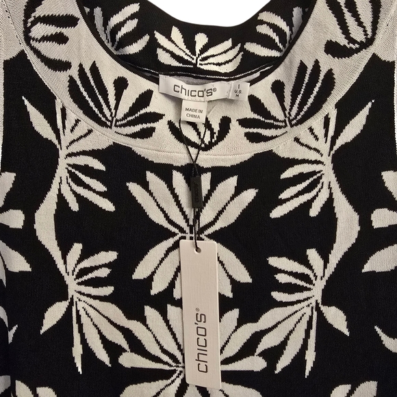 NWT Chico's Black White Floral Tank Top - Picture 3 of 3